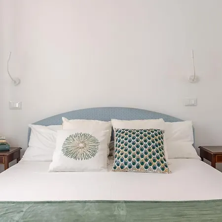 Urbanflat Colosseum Apartment Rome