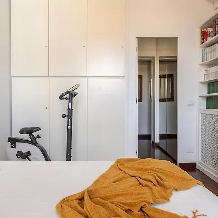 Urbanflat Colosseum * Rome